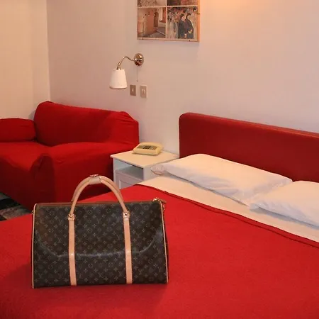 Raffaello 乌尔比诺