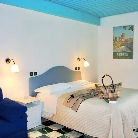 Raffaello 乌尔比诺