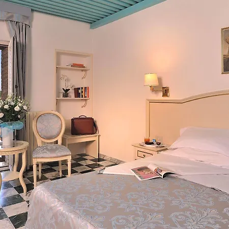 Hotel Raffaello 3*