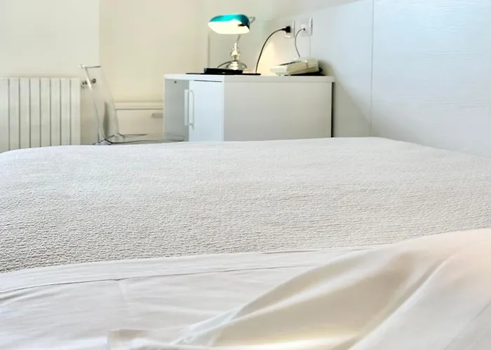 Отель Raffaello